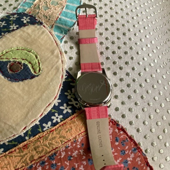 White House Black Market Watch for Breast Cancer Awareness - Picture 8 of 9